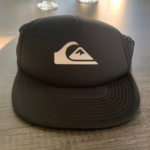 Quiksilver Kids Black Trucker Snapback Hat – 55cm | Logo Patch